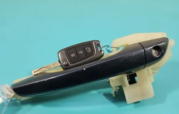 Hyundai i30 Front door exterior handle IMPRK1563137