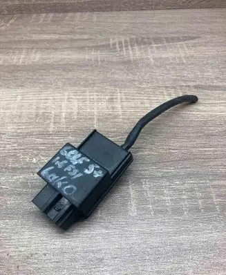 Volkswagen Golf V Other relay 1K0906093