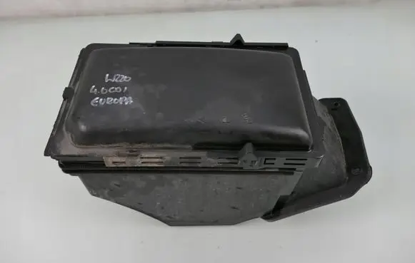 Mercedes-Benz S W220 Fuse box set 2205400624