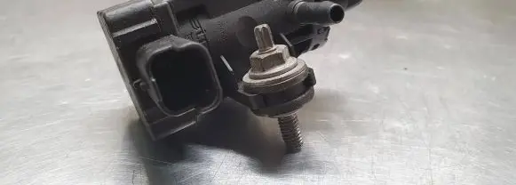 Peugeot Expert Turbo solenoid valve 9808206880
