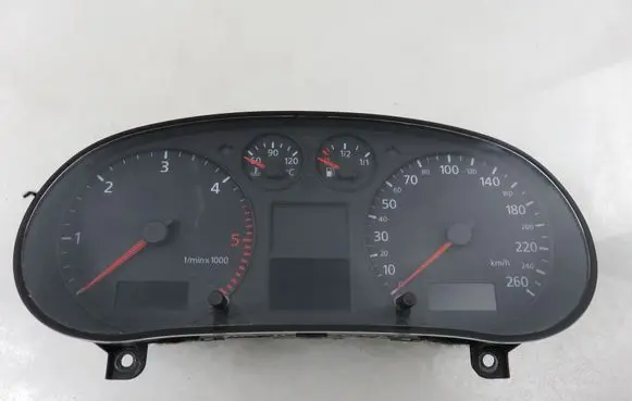 Audi A3 S3 8L Speedometer (instrument cluster) 8L0920900M