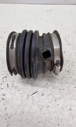 Chrysler Pacifica Air intake hose/pipe 05510000AB