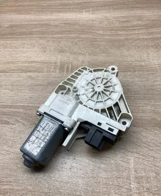 Audi A6 S6 C6 4F Rear door window regulator motor 4F0959801C