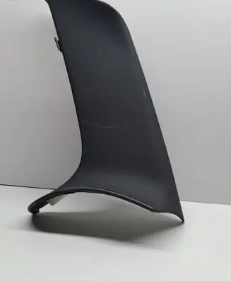 Mercedes-Benz C W204 (D)pillar trim (top) A2046901625
