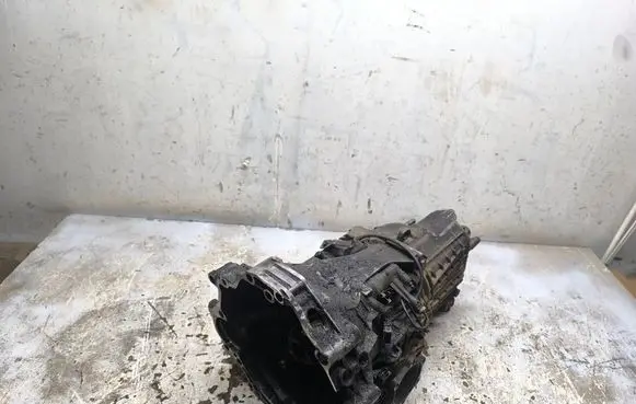 Audi A4 S4 B6 8E 8H Manual 5 speed gearbox 012301103AD FEC29081