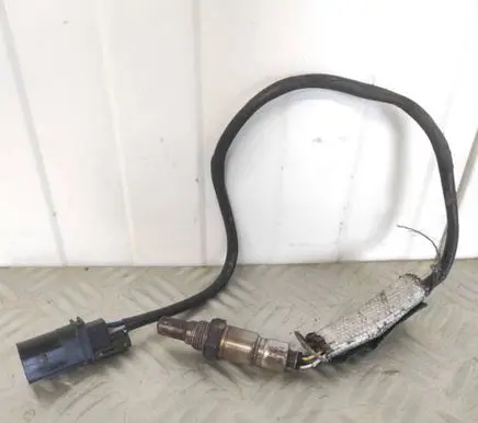 Volkswagen Caddy Lambda probe sensor 03L906262A