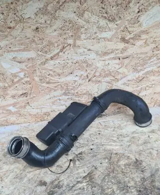 Mercedes-Benz E W211 Intercooler hose/pipe A2115280308 A2115284982