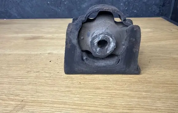 Toyota Auris 150 Gearbox mount