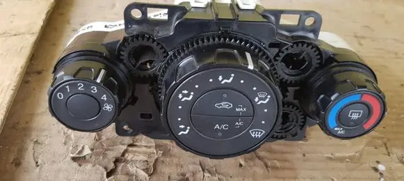 Ford Fiesta Climate control unit 8A61-19980-AG