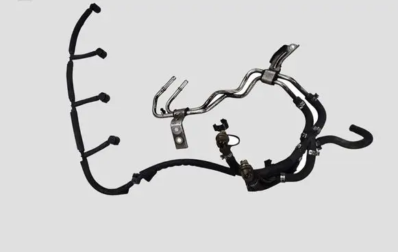 Volvo V40 Fuel line/pipe/hose