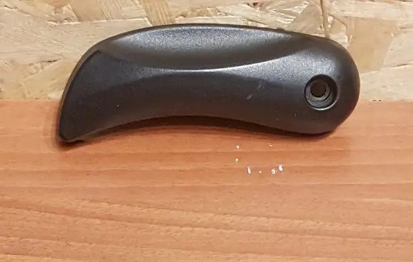 BMW 5 E60 E61 Engine bonnet (hood) release handle 1140 7008934