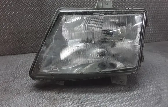 Mercedes-Benz Vito Viano W638 Headlight/headlamp