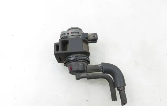 Nissan Qashqai Valve vacuum 8200575400