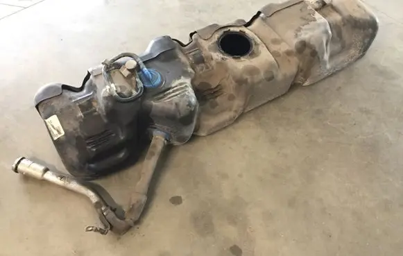 Fuel tank