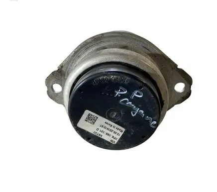 Porsche Cayenne (92A) Engine mount bracket 7P6199131D
