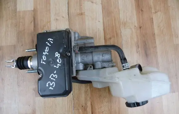 Toyota Camry VIII XV70 Brake booster 4721033720