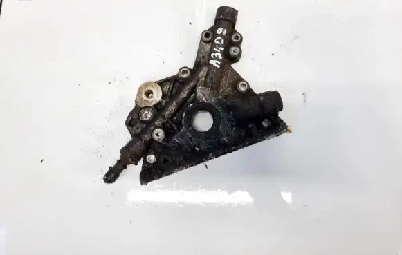 Opel Corsa B Oil pump 90400091