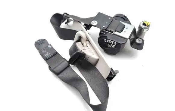 Ford Mondeo MK V Front seatbelt DS73-F61294-BL 1022924N97 DS73-F61294-BL35B8