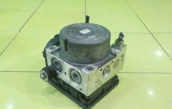 Mazda 3 II ABS Pump 06210234814