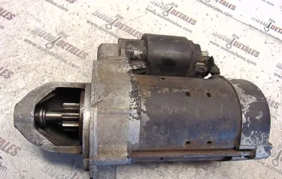 Mercedes-Benz E W211 Starter motor A0051512901