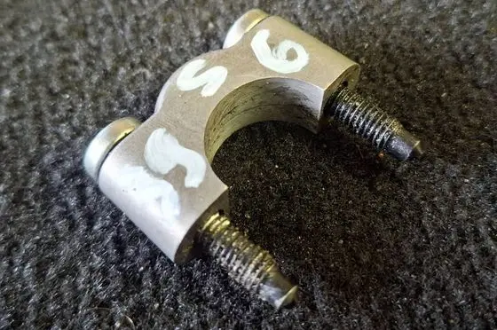BMW 5 E39 Camshaft holder 