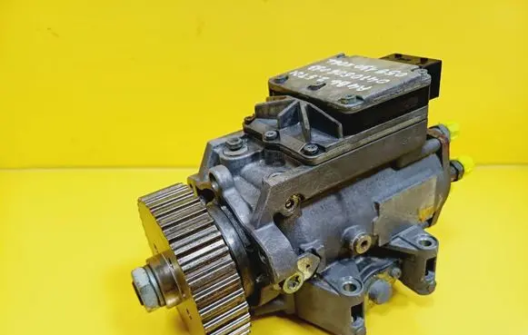 Audi A4 S4 B6 8E 8H Fuel injection high pressure pump 059130106L 0470506033
