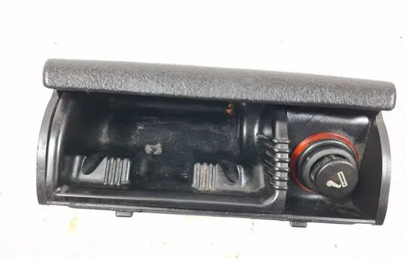 Volkswagen PASSAT B5 Car ashtray 308300100T