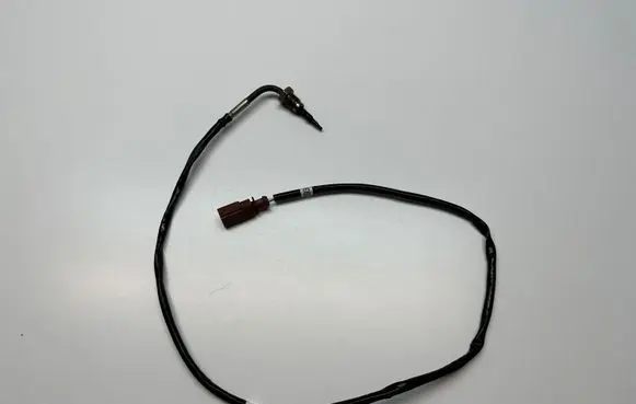 Volkswagen Amarok Exhaust gas temperature sensor 059906088DB