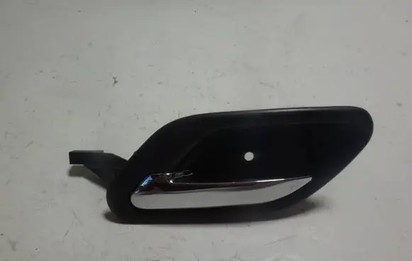 BMW 5 E39 Front door interior handle MCARS8226049 8226049