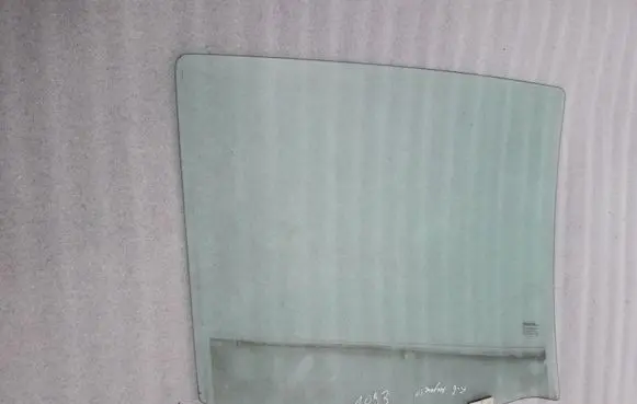 Renault Megane III Rear door window glass 43R001142