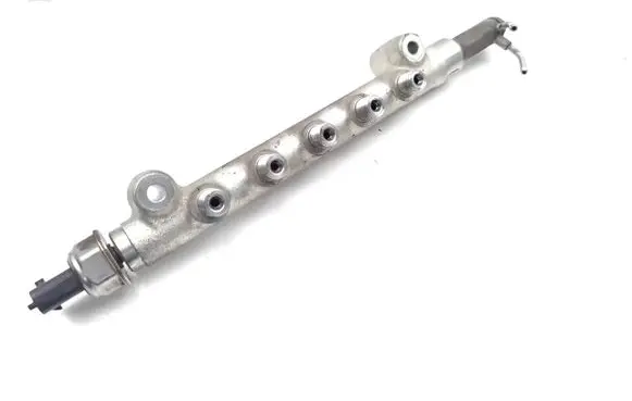 Opel Astra J Fuel main line pipe 55570022 14320892370 34770022