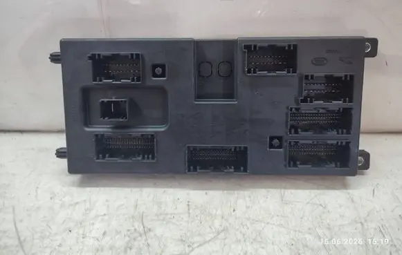 Jaguar XE Comfort/convenience module GX7314F041AL