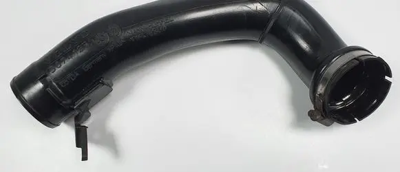 Volvo C70 Air intake duct part 30741235