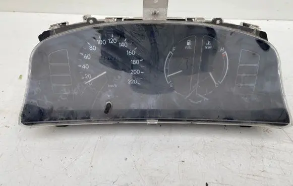 Toyota Corolla E110 Speedometer (instrument cluster) 838001A050