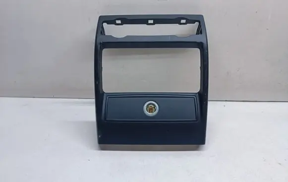 BMW X6 M Other center console (tunnel) element 7490929