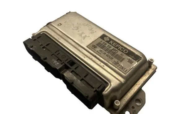 Hyundai Getz Engine control unit/module 3911002420 9030930266F TBE2IN11