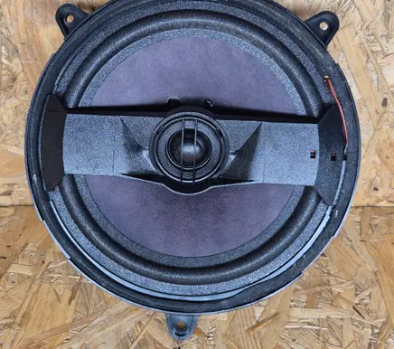 Audi A3 S3 8L Rear door speaker 8D9035412B