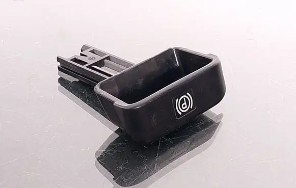Mercedes-Benz C W203 Hand brake release handle 2034270620