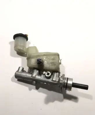 Toyota RAV 4 (XA20) Master brake cylinder 13231110690