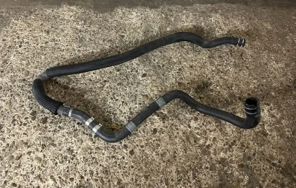 Maserati Levante Engine coolant pipe/hose