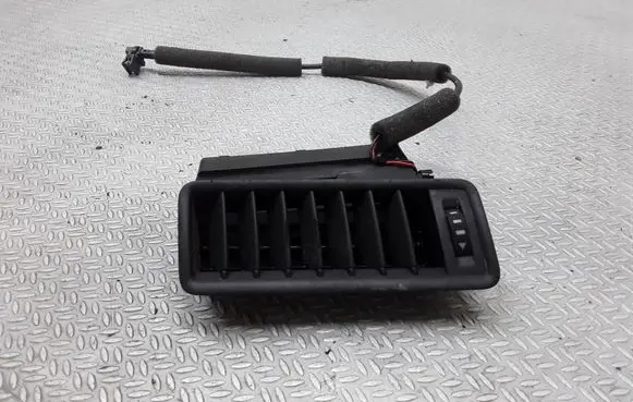 Audi A8 S8 D3 4E Dashboard side air vent grill/cover trim 4E0819704C