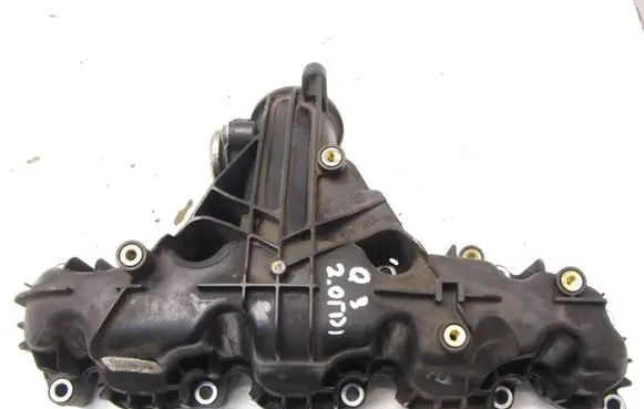 Audi Q3 8U Intake manifold 03L129711A