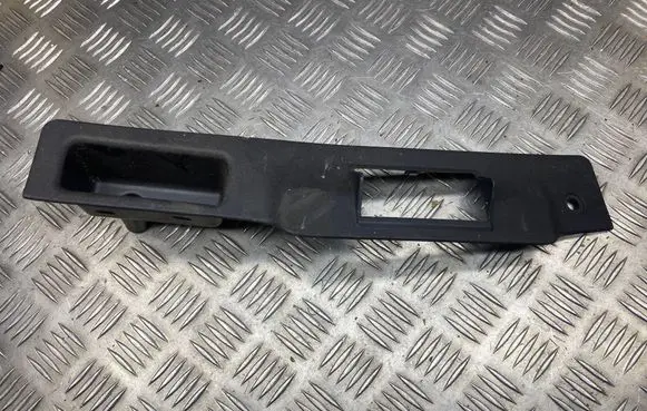 Opel Astra H Tailgate trim 13119336 11E00228