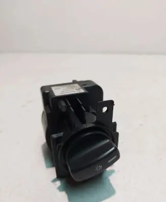 Mercedes-Benz A W169 Light switch 1695452204 0435297 32220202