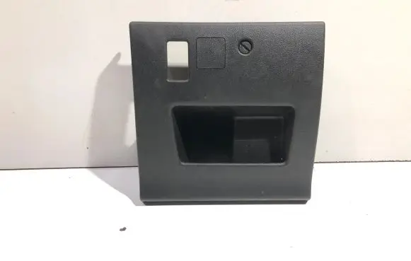 Peugeot 308 Dashboard lower bottom trim panel 965592877