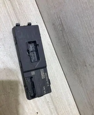 Audi Q3 F3 Tailgate/trunk control unit/module 5Q0959107S 5Q0959107J