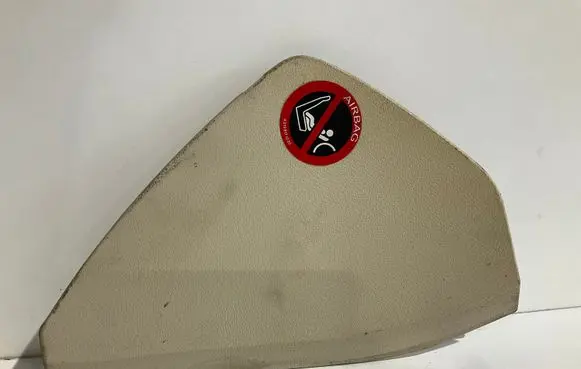Mercedes-Benz E W211 Dashboard side end trim 2116800478