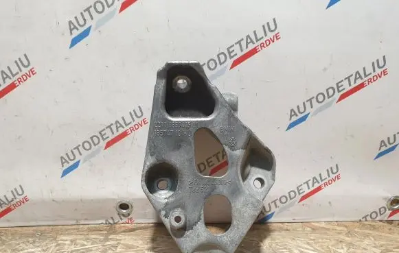 BMW 4 F36 Gran coupe Engine mounting bracket 6859415 22116859415
