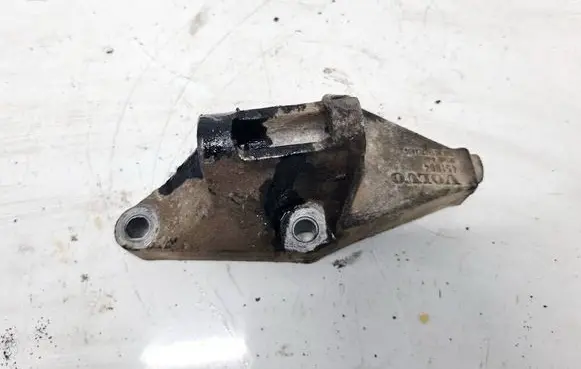 Volvo 440 Engine mounting bracket 451864