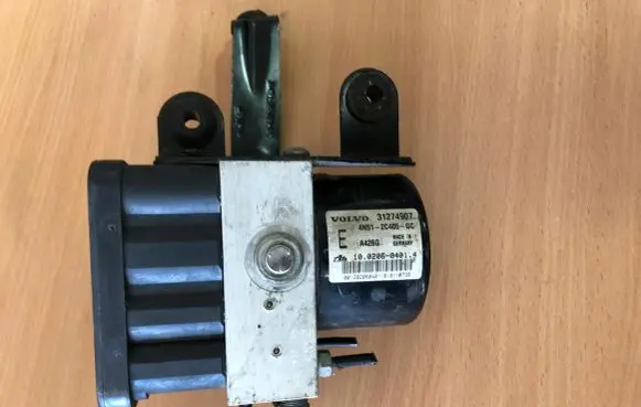 Volvo C30 ABS Pump